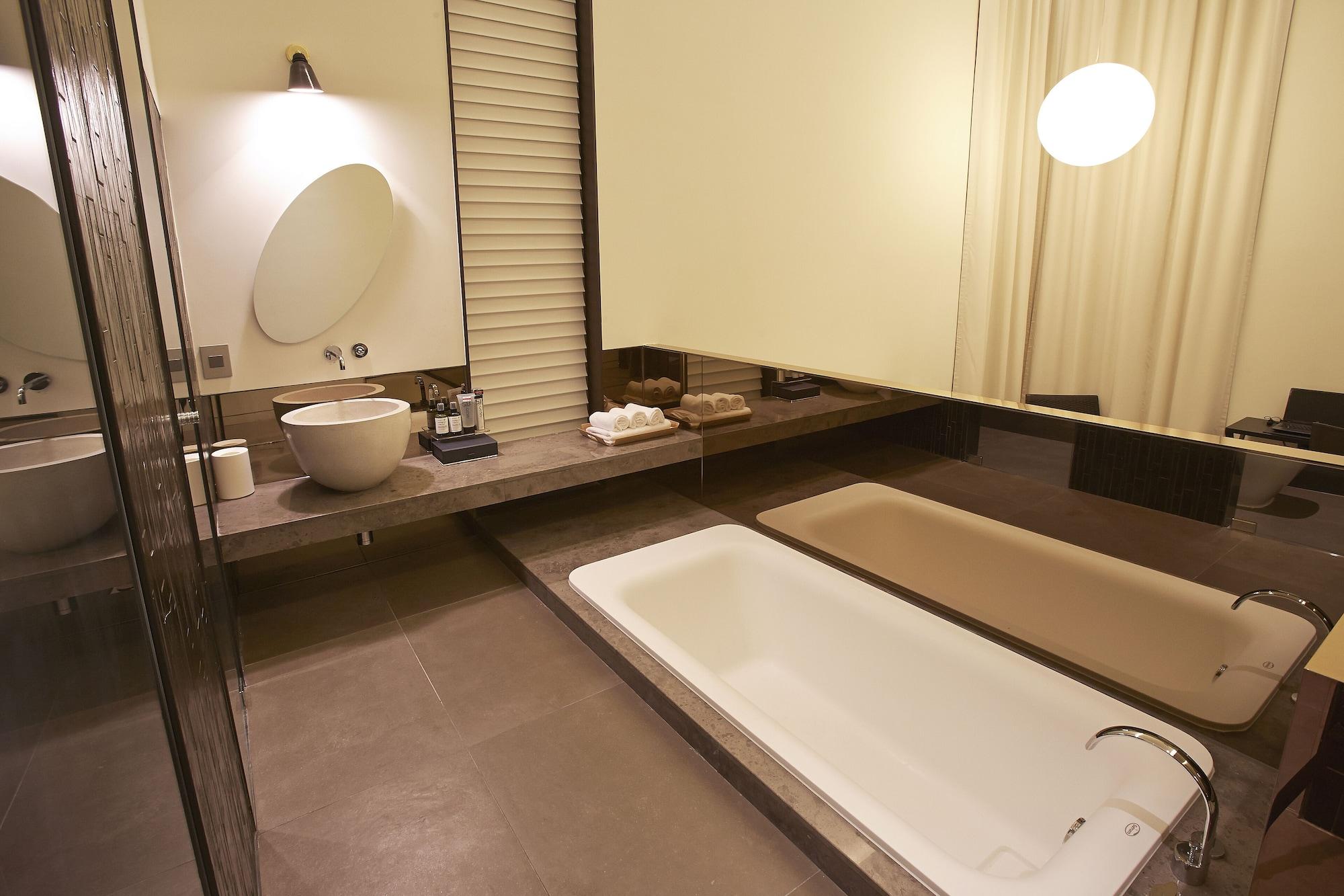 Js The Classic Hotel Osan Екстер'єр фото