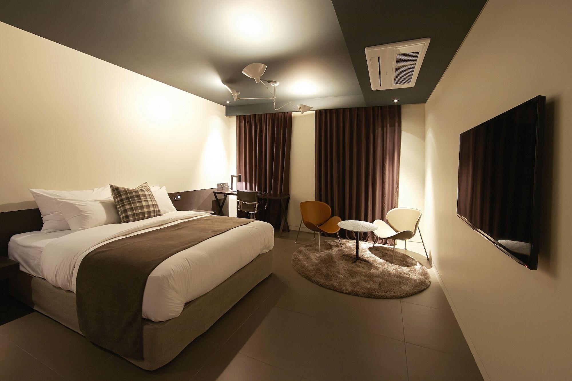 Js The Classic Hotel Osan Екстер'єр фото